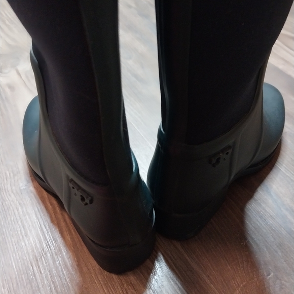 Tory Burch Rainboots - Picture 7 of 9